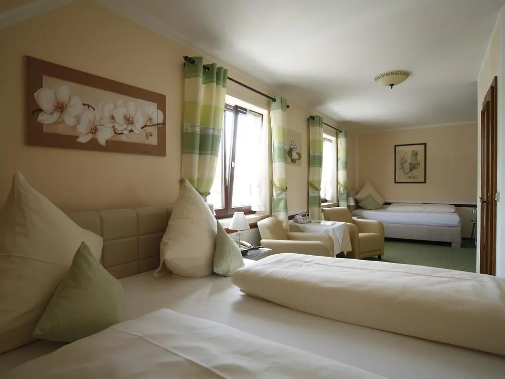 Hotel Garni Zum Gockl Unterfoehring