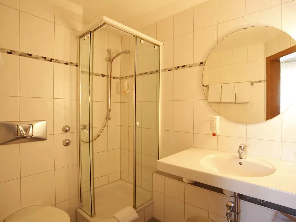 ***  Hotel Garni Zum Gockl Unterfoehring Germany